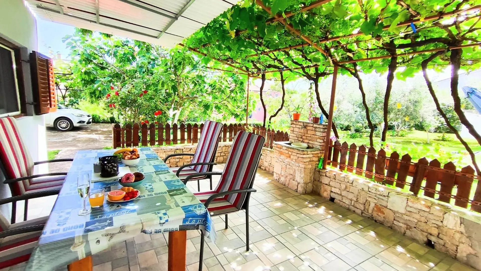 Casa Pavao Villa Pula 0*,